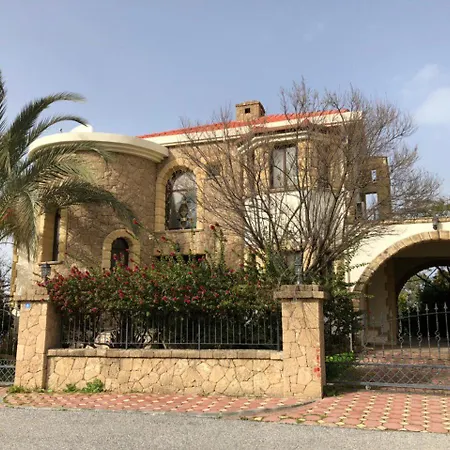 For Rent Villa Lapithos (Northern Cyprus)